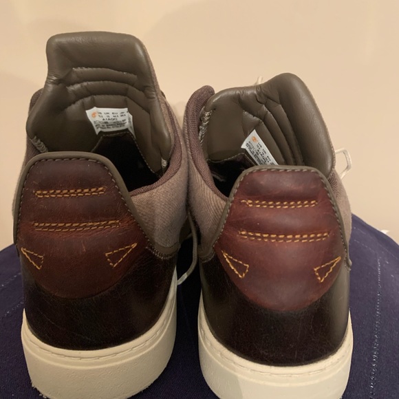 Timberland Shoes like new 10.5 - Picture 4 of 12